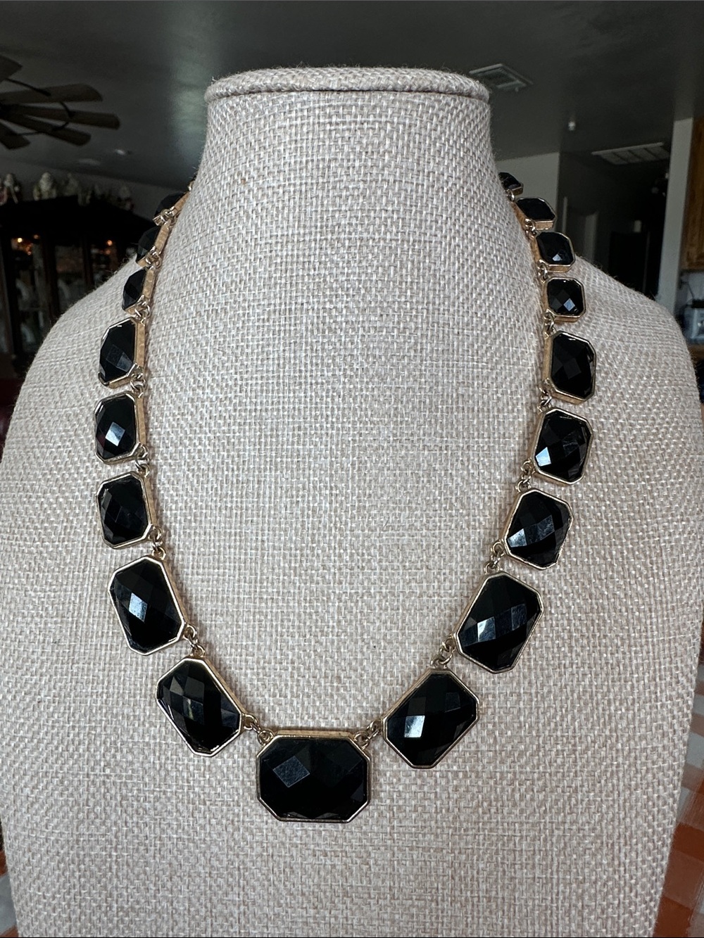 Classic Black Faceted Gem Statement Necklace - Brand Unspecified
